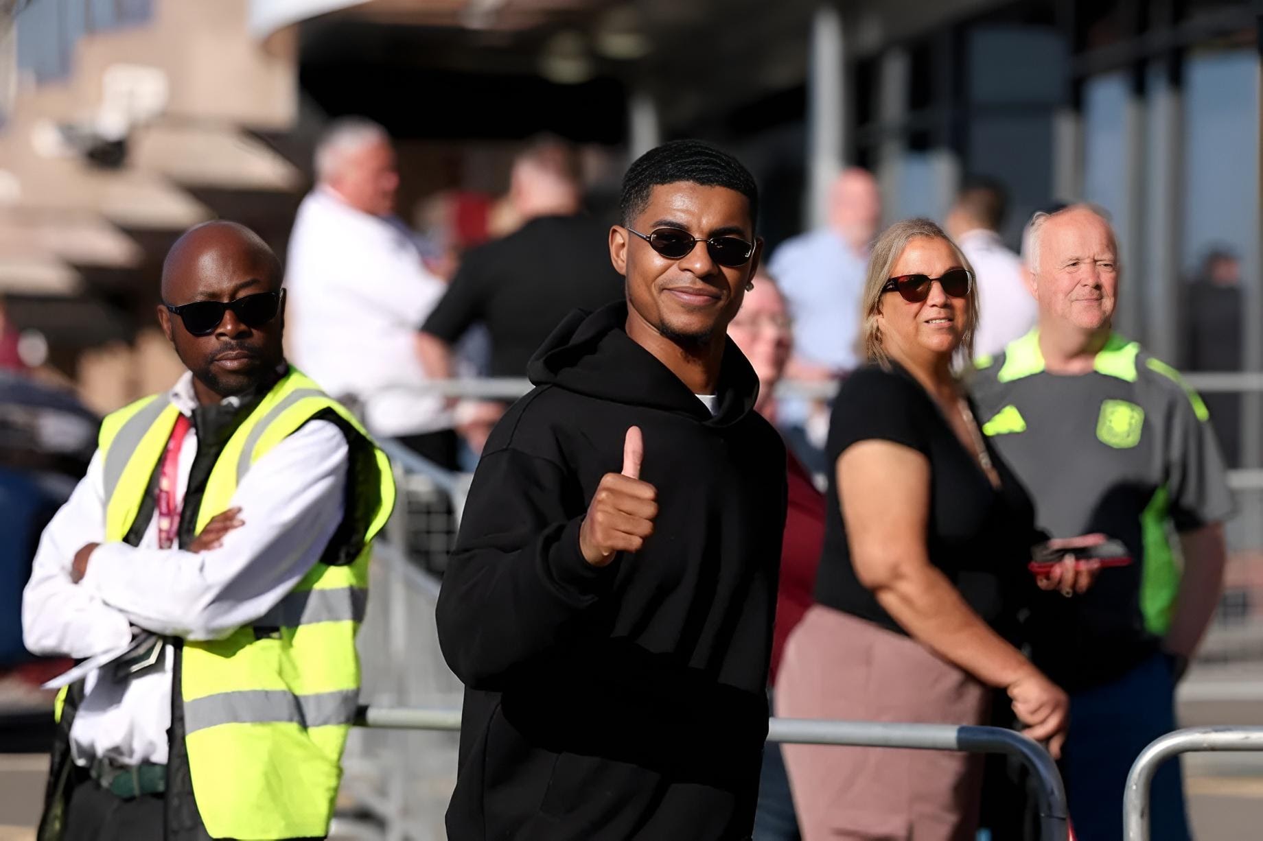 Leaked video shows Barcelona preparing to welcome Marcus Rashford from Man Utd